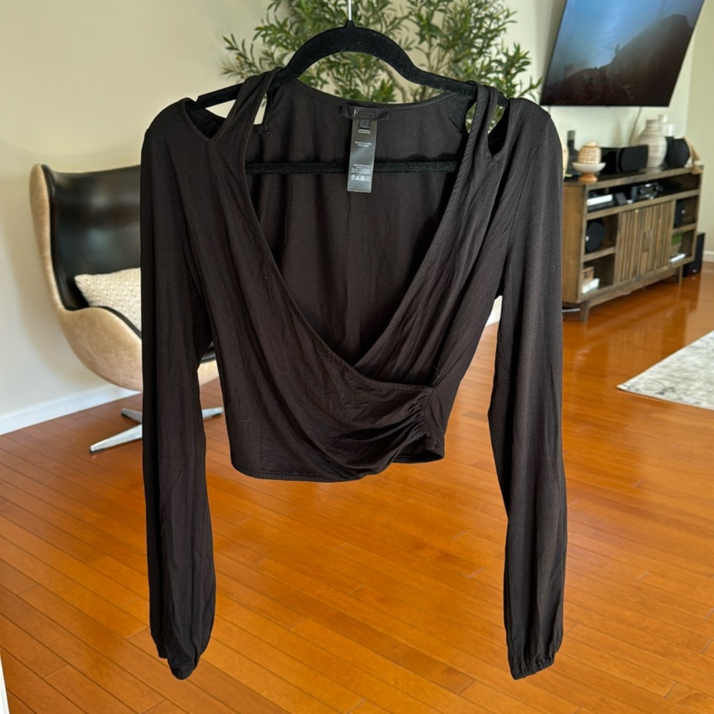 REVOLVE H:OURS Cropped Top